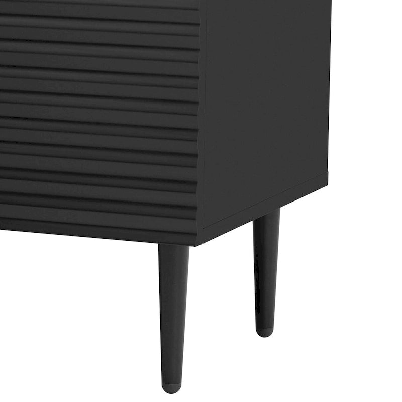 Moderner minimalistischer Beistellschrank mit verstellbaren Einlegeböden und Metallbeinen