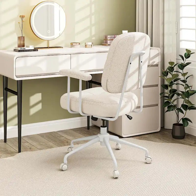 Ergonomická kancelářská židle se středně vysokým opěradlem, pružinovým polstrováním Pocket Spring a funkcí houpání